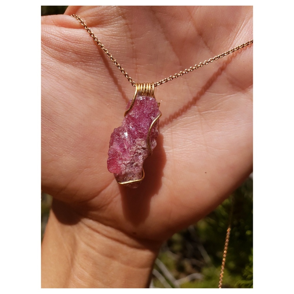 !NOW AVAILABLE! Crystal Chokers made by me ♀️ - Picture 3 of 8